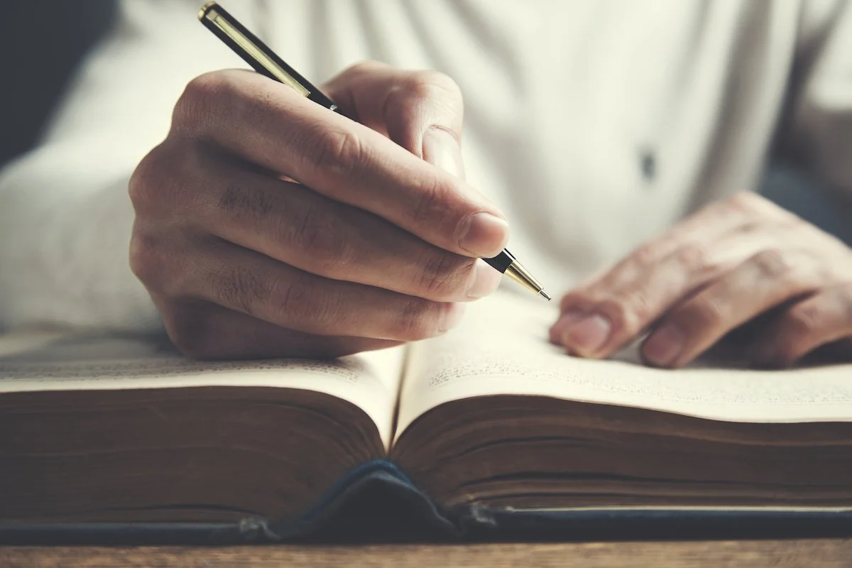 Your Ideas Deserve a Professional Writer